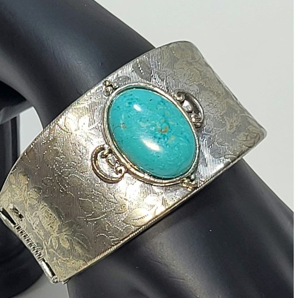 Silver Turquoise Cabochon Floral Damask Textured Hinged Bangle bracelet - Picture 1 of 8